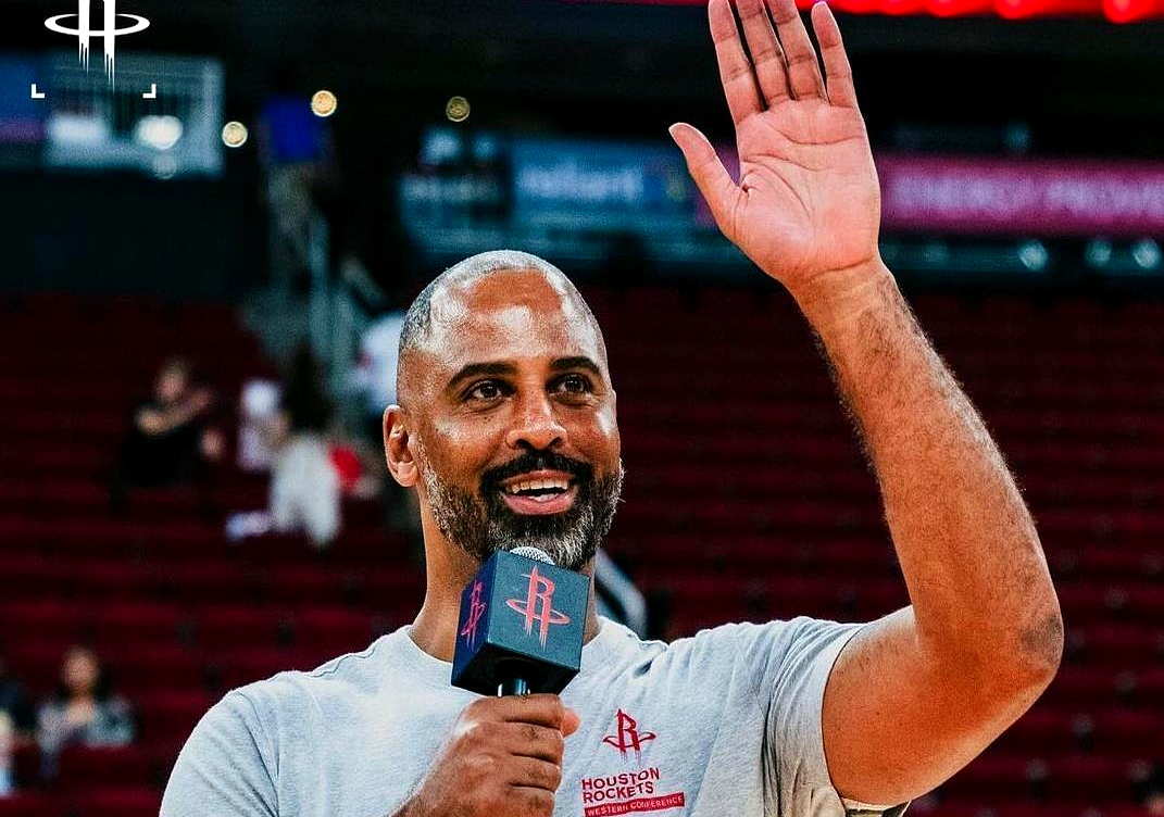 休斯敦火箭队长鼓劲备战欧冠赛前明尼苏达森林狼备战法甲，今晨法兰克福备战欧冠直接炸裂的简单介绍